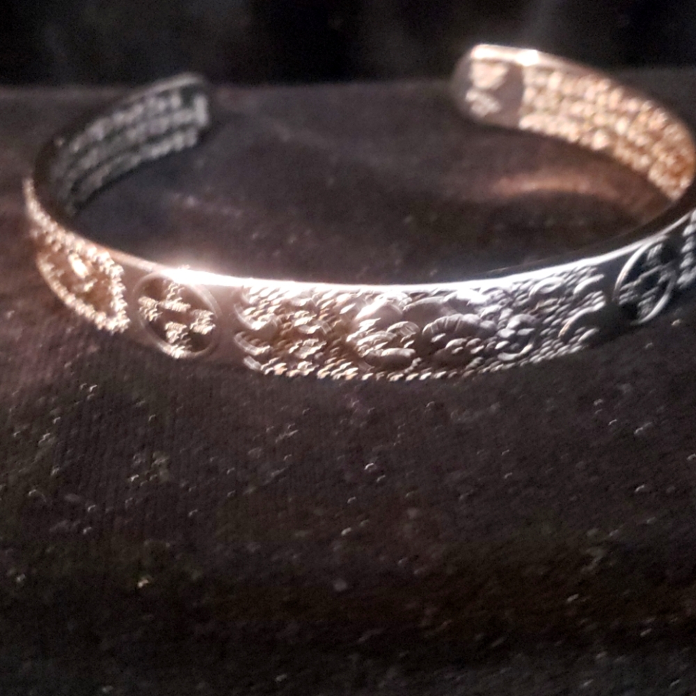 Unisex bracelet